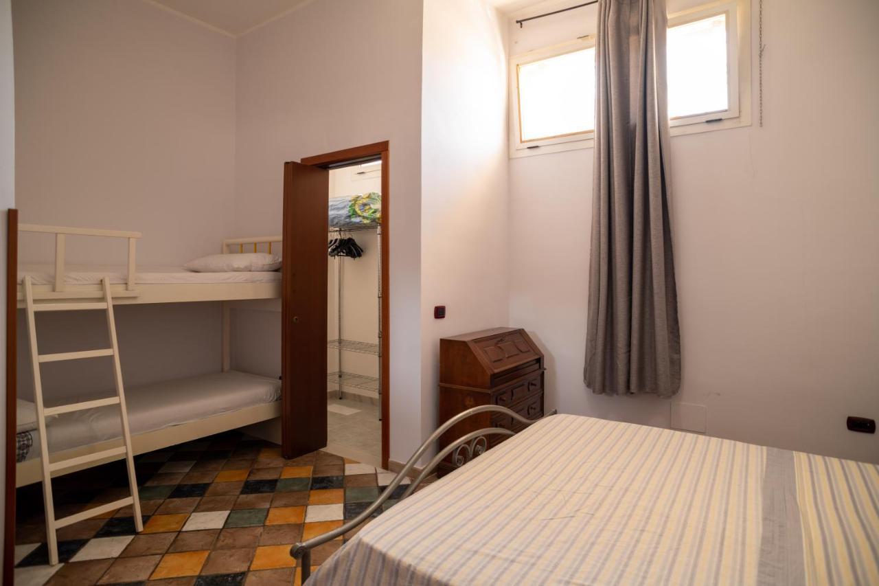 Appartement La Casa Di Luca - By Host4U à Pulsano Extérieur photo
